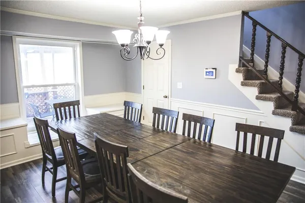 $350,000 | 5506 Northwest Verlin Drive, Parkville, MO 64152