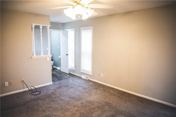$350,000 | 5506 Northwest Verlin Drive, Parkville, MO 64152
