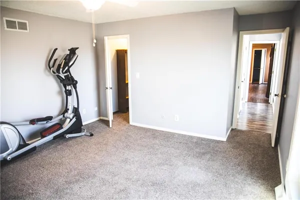 $350,000 | 5506 Northwest Verlin Drive, Parkville, MO 64152