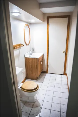 $350,000 | 5506 Northwest Verlin Drive, Parkville, MO 64152