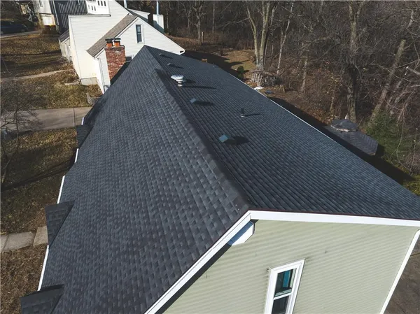 $350,000 | 5506 Northwest Verlin Drive, Parkville, MO 64152