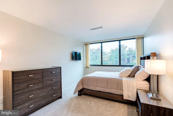 $1,750 | 8 South Van Dorn Street, Unit 608, Alexandria, VA 22304