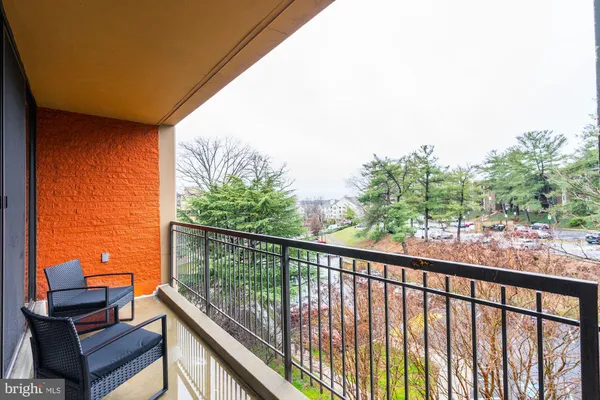 $1,750 | 8 South Van Dorn Street, Unit 608, Alexandria, VA 22304