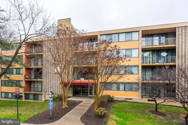 $1,750 | 8 South Van Dorn Street, Unit 608, Alexandria, VA 22304