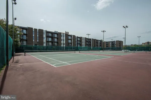 $1,750 | 8 South Van Dorn Street, Unit 608, Alexandria, VA 22304