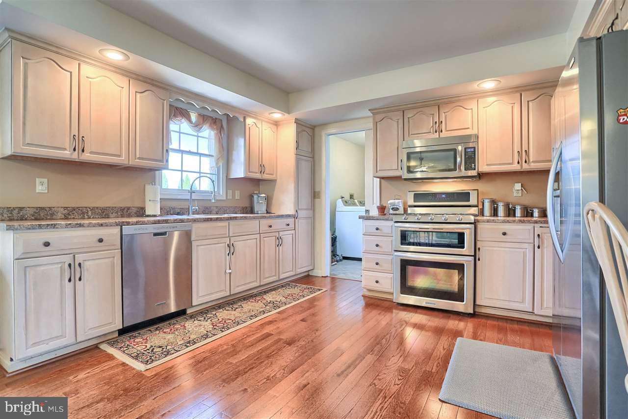 3631 Kingston Road York, PA 17402 - Photo 15 of 36 Gallery Image 15
