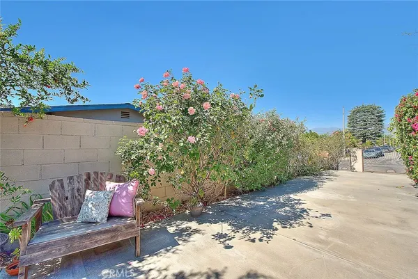 $645,000 | 17860 East Laxford Road, Azusa, CA 91702