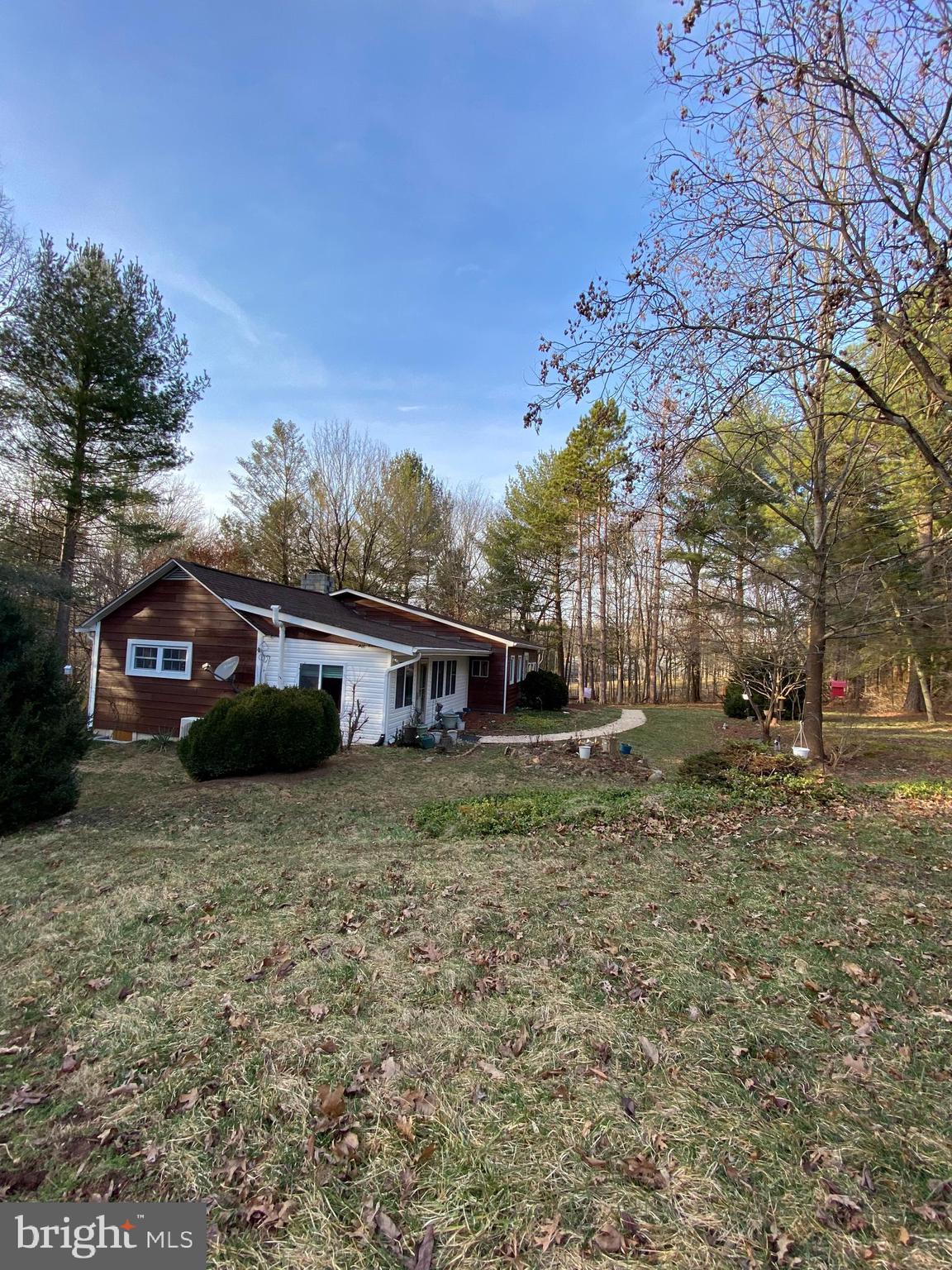 809 Duckwall Road Berkeley Springs, WV 25411 - Photo 8 of 69 Gallery Image 8