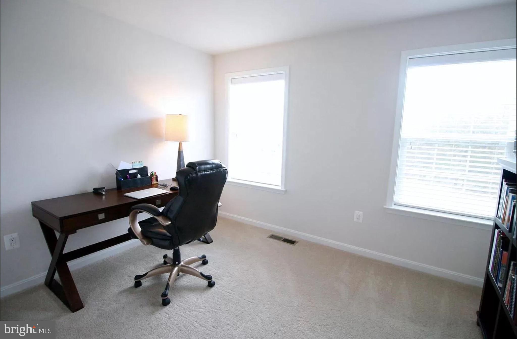 21527 Willow Breeze Square Ashburn, VA 20147 - Photo 17 of 28