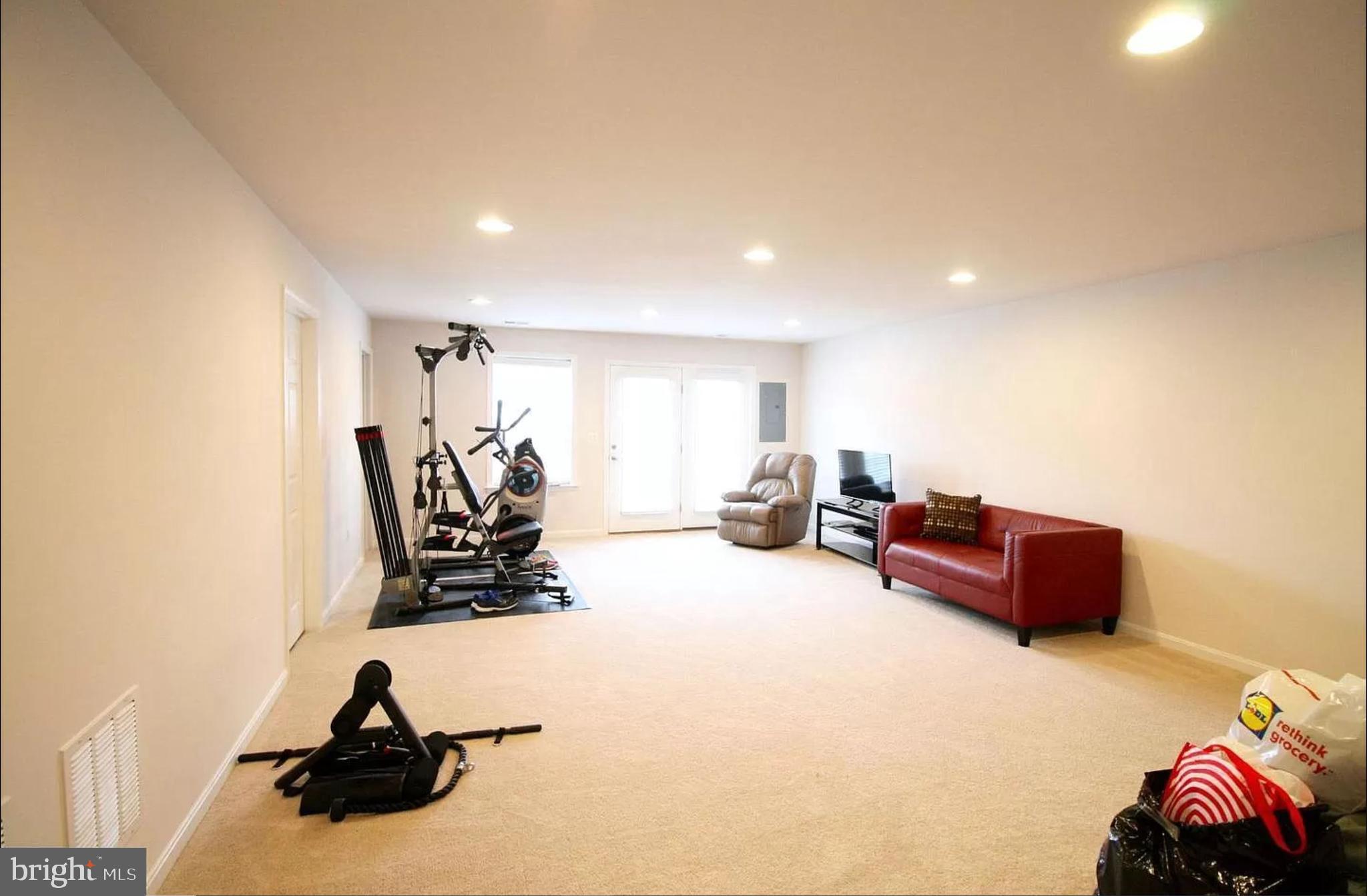 21527 Willow Breeze Square Ashburn, VA 20147 - Photo 24 of 28