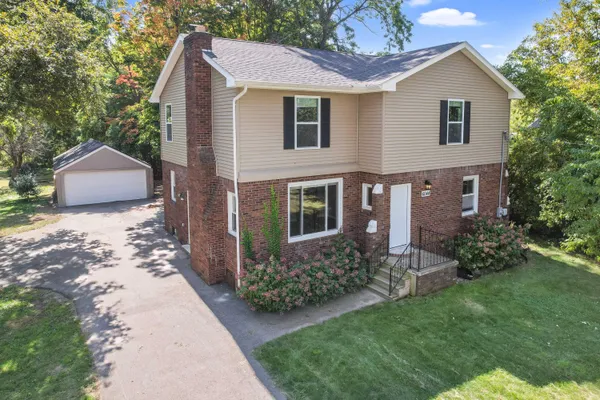 $275,000 | 6044 Davison Road, Burton, MI 48509