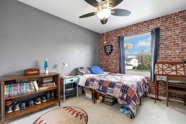 $415,000 | 20157 South Pine Hill Road, Frankfort, IL 60423