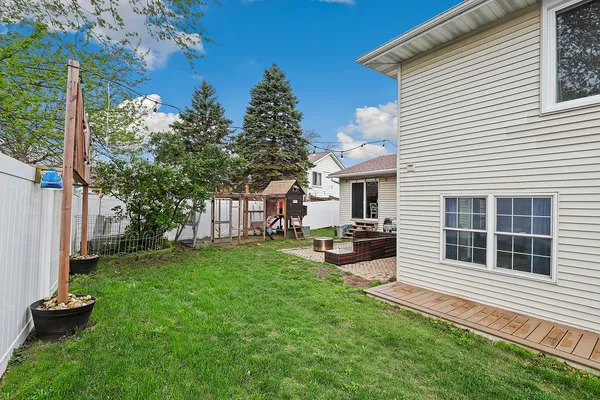 $415,000 | 20157 South Pine Hill Road, Frankfort, IL 60423