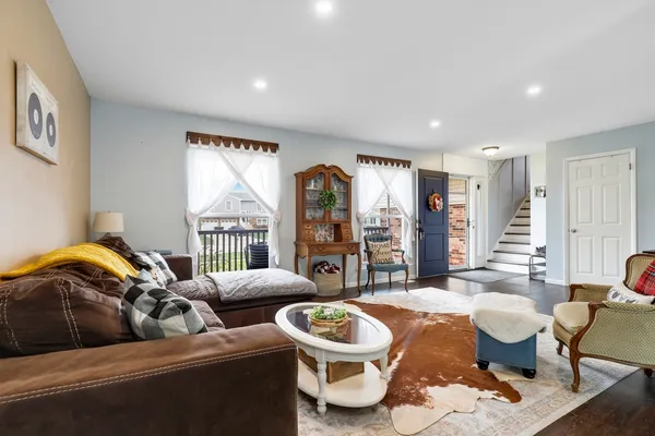 $415,000 | 20157 South Pine Hill Road, Frankfort, IL 60423