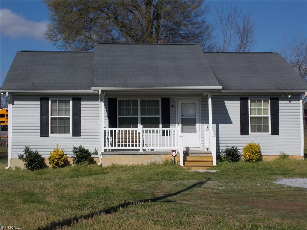 414 Ridgeway Place High Point, NC 27260 - Photo 1 of 17 Gallery Image 1