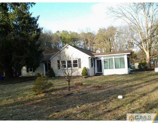 576 Marlboro Road Old Bridge, NJ 08857 - Photo 1 of 4 Gallery Image 1