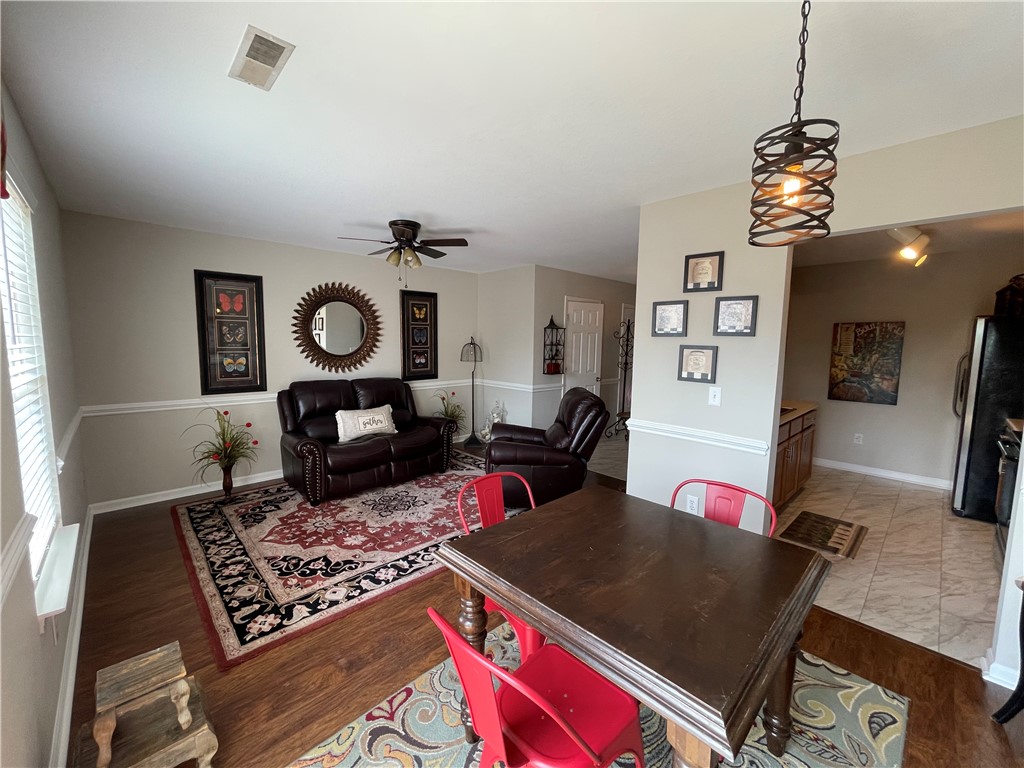 835 Bellview Way Seneca, SC 29678 - Photo 5 of 28