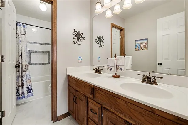 $425,000 | 15263 West 147th Drive, Olathe, KS 66062