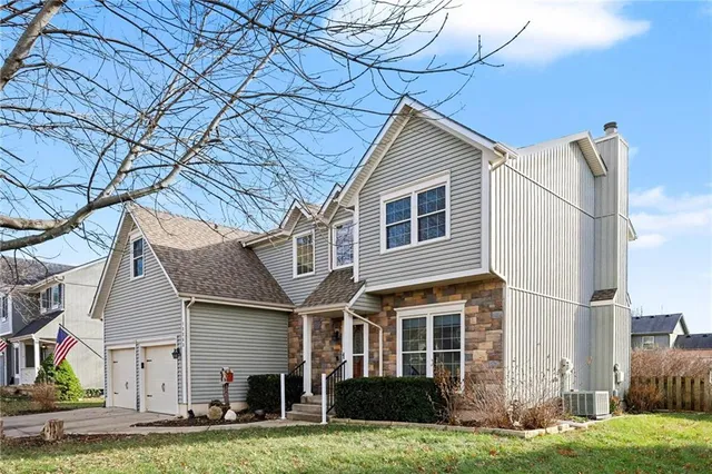 $425,000 | 15263 West 147th Drive, Olathe, KS 66062