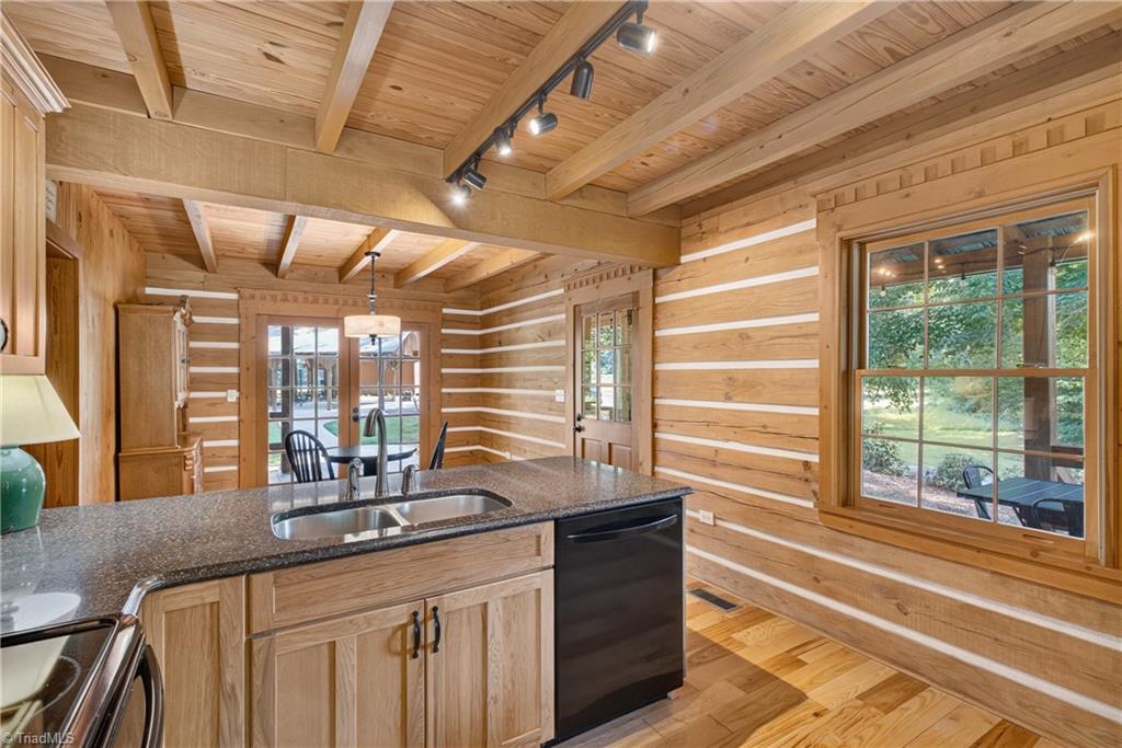 1805 West Chrisco Road Seagrove, NC 27341 - Photo 15 of 49