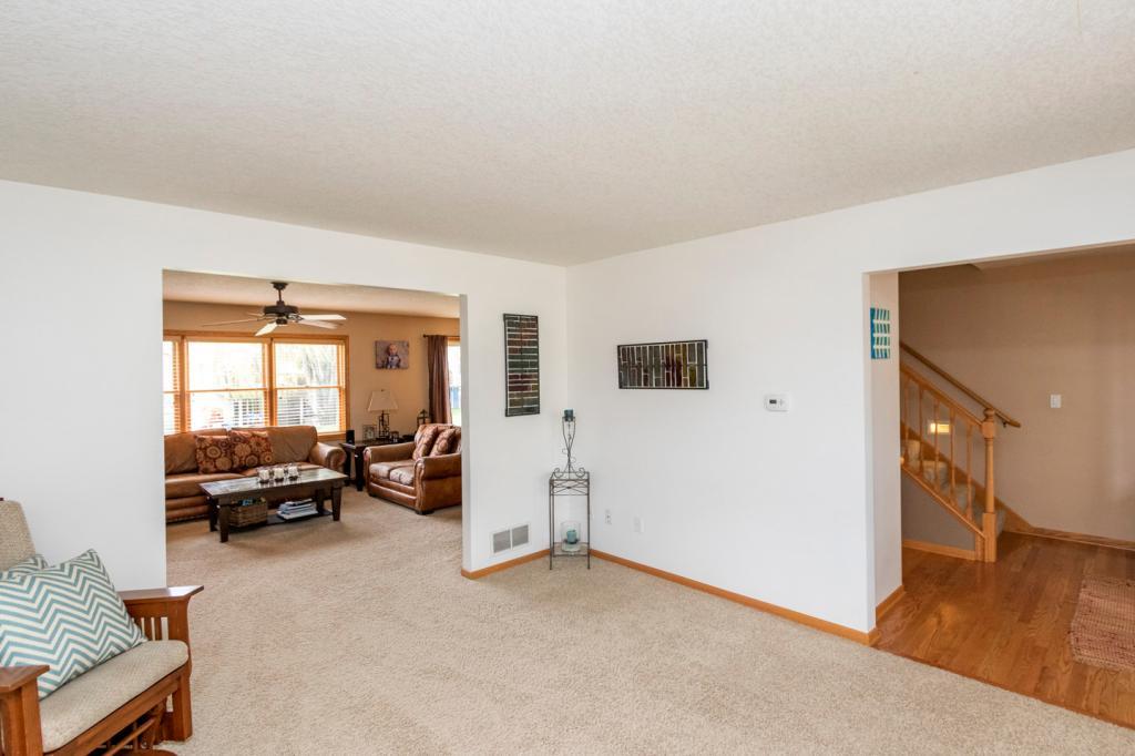 469 45th Manor Lane Northwest Rochester, MN 55901 - Photo 10 of 30 Gallery Image 10