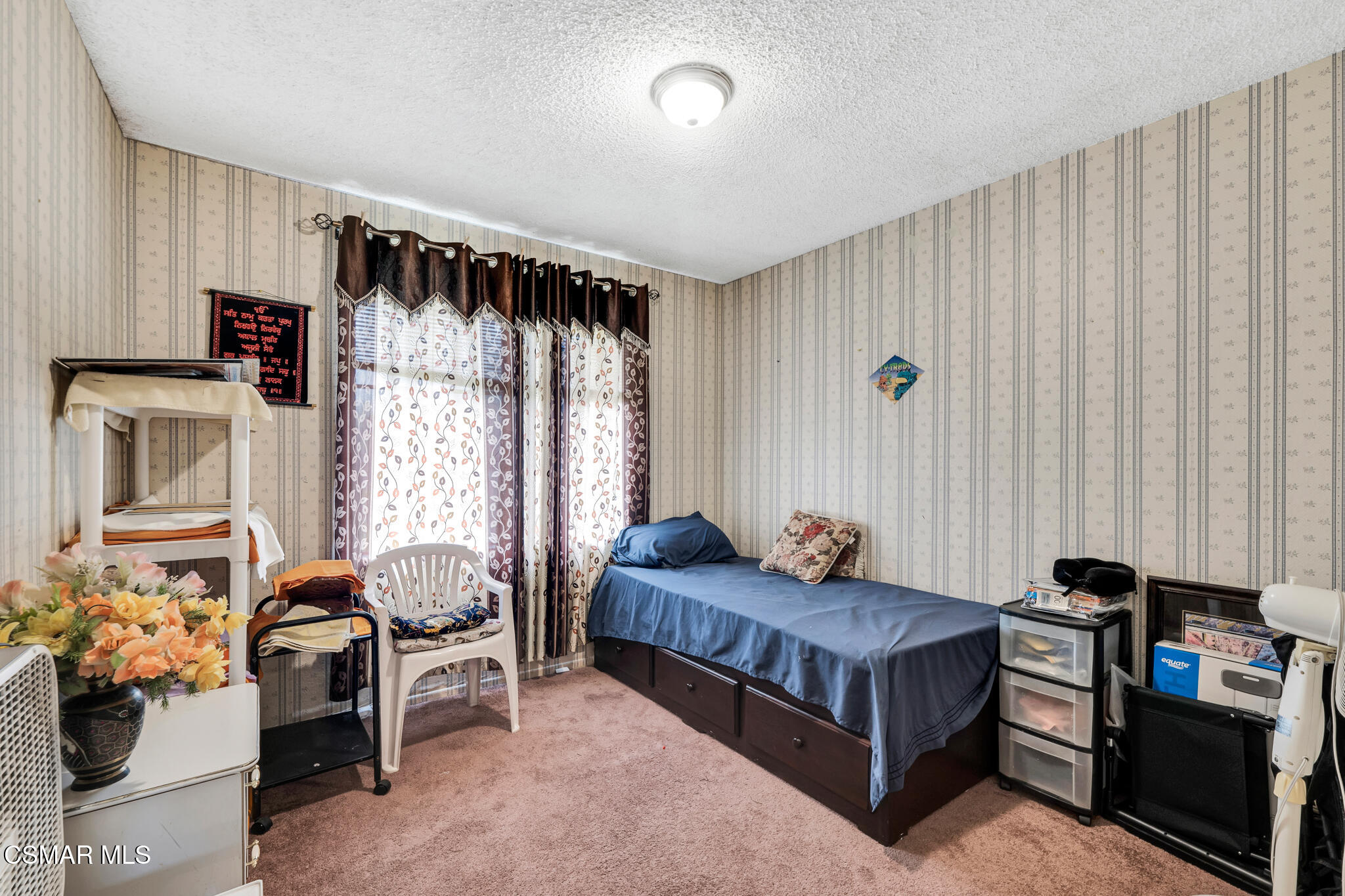 7565 Melvin Avenue Reseda, CA 91335 - Photo 20 of 32 7565 Melvin Ave - HsHProd-27