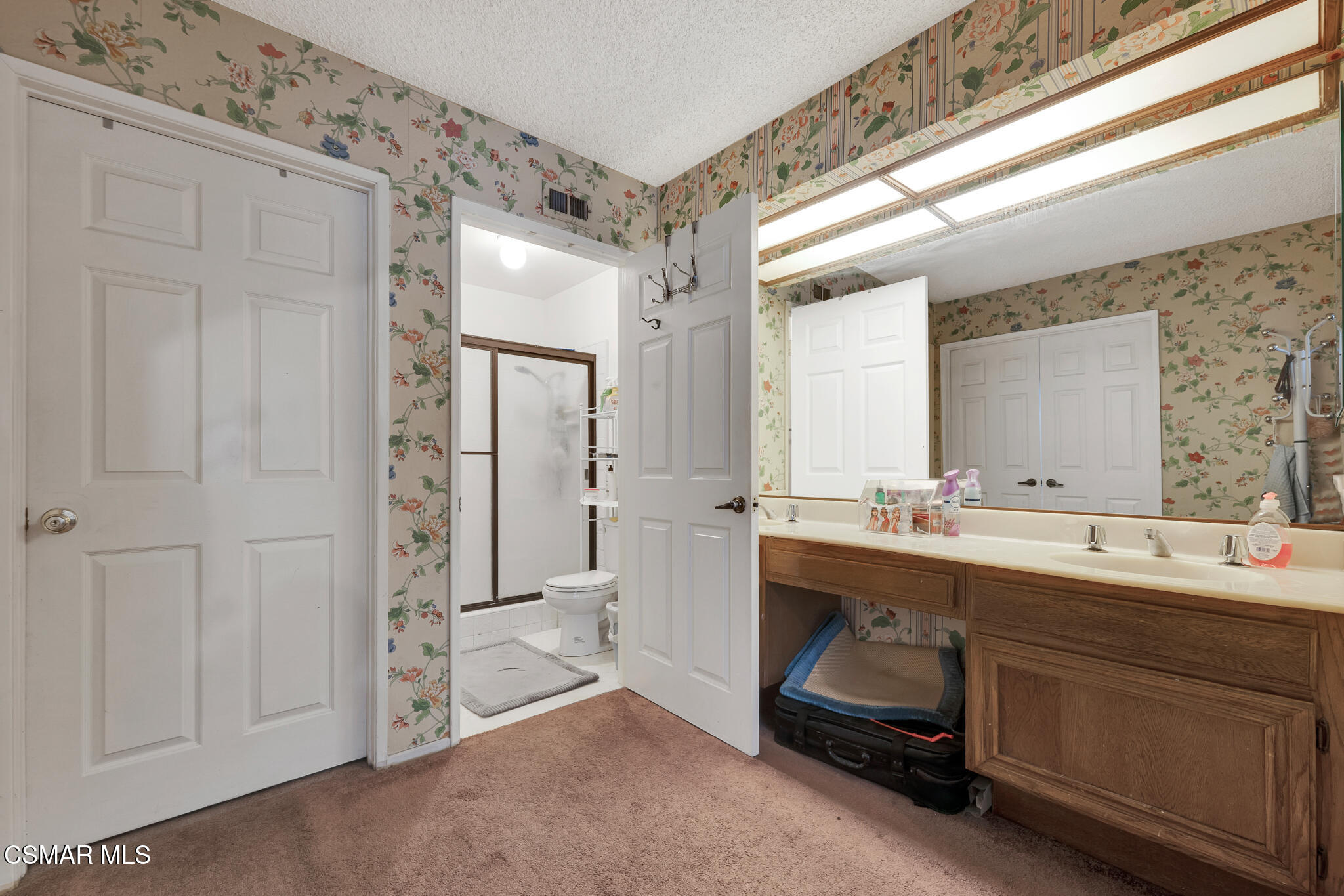 7565 Melvin Avenue Reseda, CA 91335 - Photo 22 of 32 7565 Melvin Ave - HsHProd-24