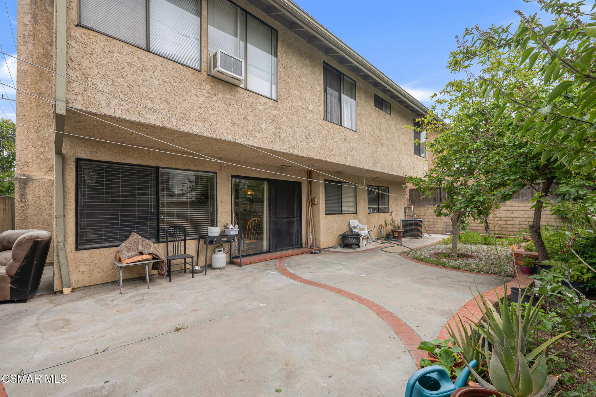 7565 Melvin Avenue Reseda, CA 91335 - Photo 23 of 32 7565 Melvin Ave - HsHProd-33 (1)