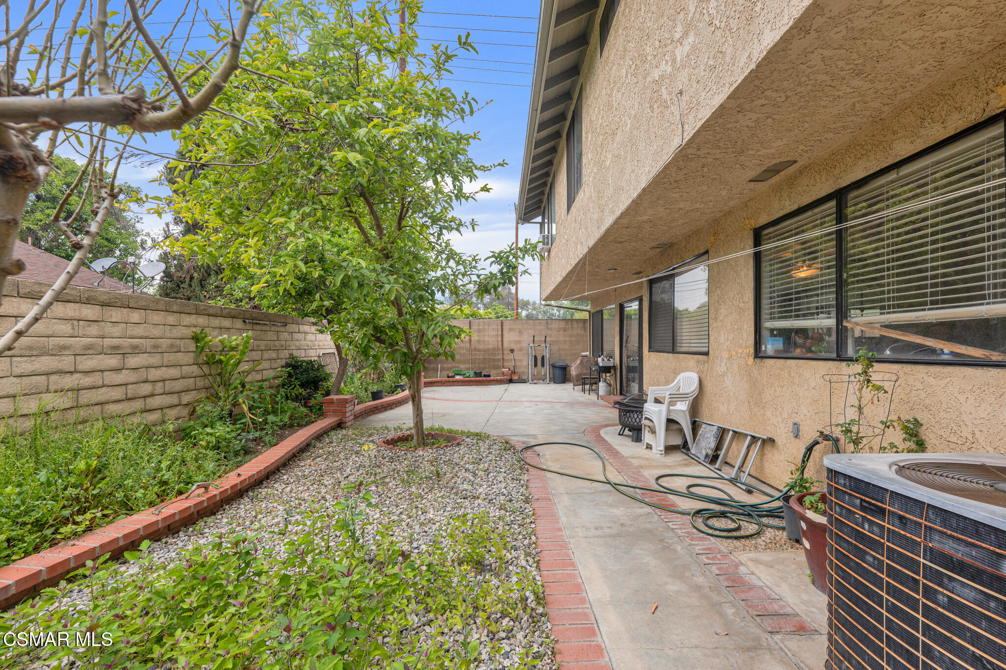 7565 Melvin Avenue Reseda, CA 91335 - Photo 24 of 32 7565 Melvin Ave - HsHProd-34 (1)