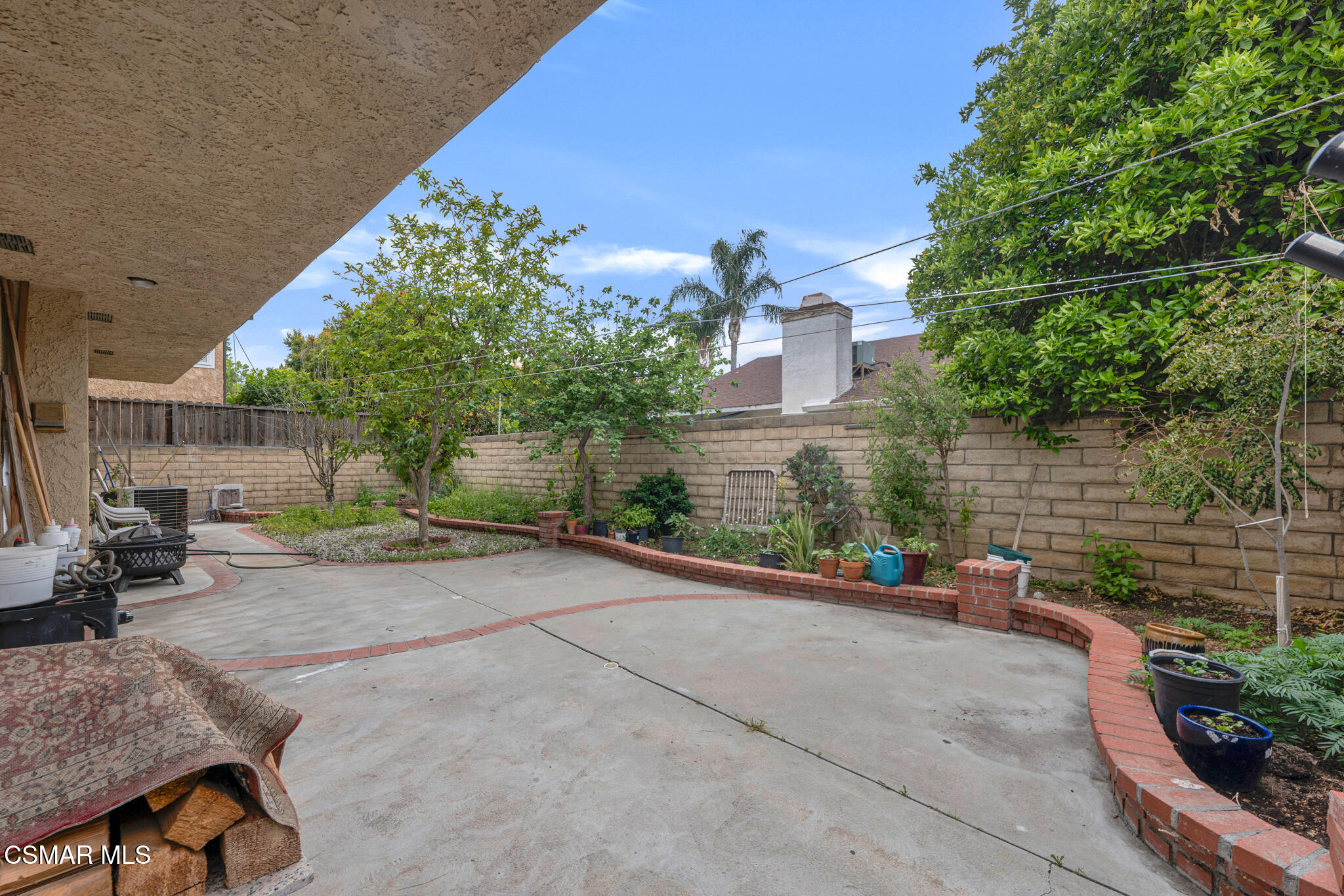 7565 Melvin Avenue Reseda, CA 91335 - Photo 25 of 32 7565 Melvin Ave - HsHProd-32 (1)