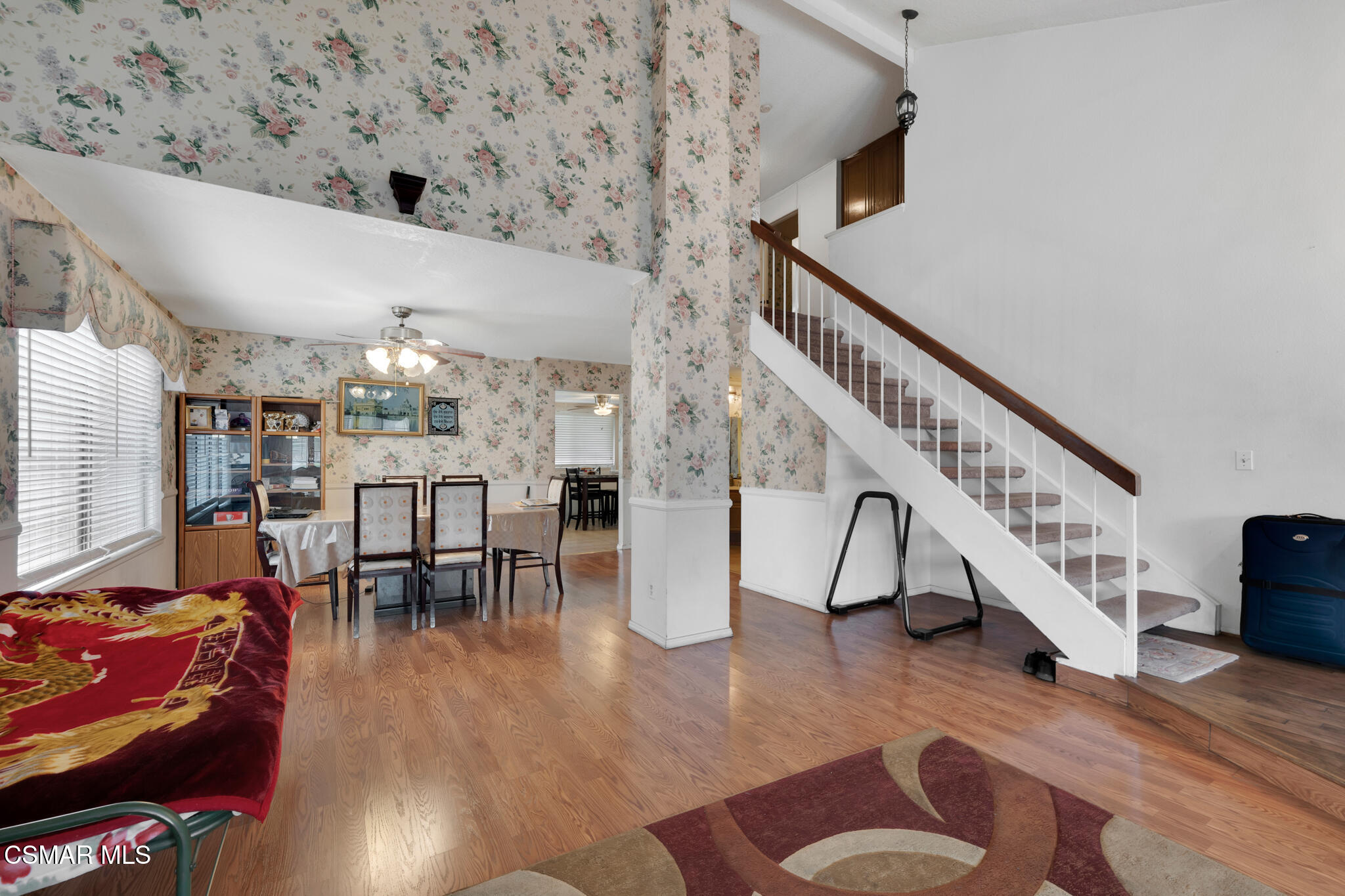 7565 Melvin Avenue Reseda, CA 91335 - Photo 6 of 32 7565 Melvin Ave - HsHProd-11