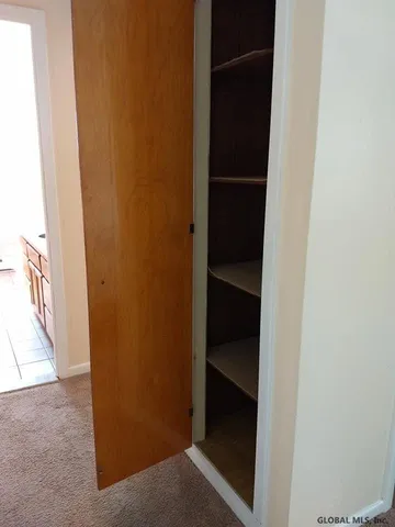 $1,100 | 597 Via Ponderosa, Unit 597, Guilderland, NY 12303