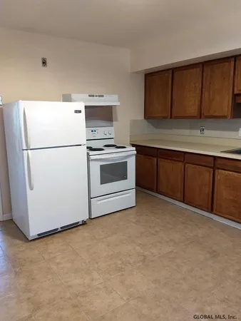 $1,100 | 597 Via Ponderosa, Unit 597, Guilderland, NY 12303