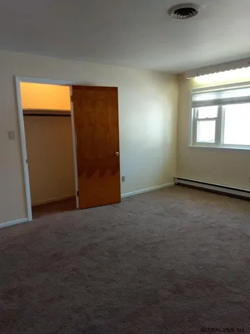 $1,100 | 597 Via Ponderosa, Unit 597, Guilderland, NY 12303