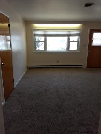 $1,100 | 597 Via Ponderosa, Unit 597, Guilderland, NY 12303