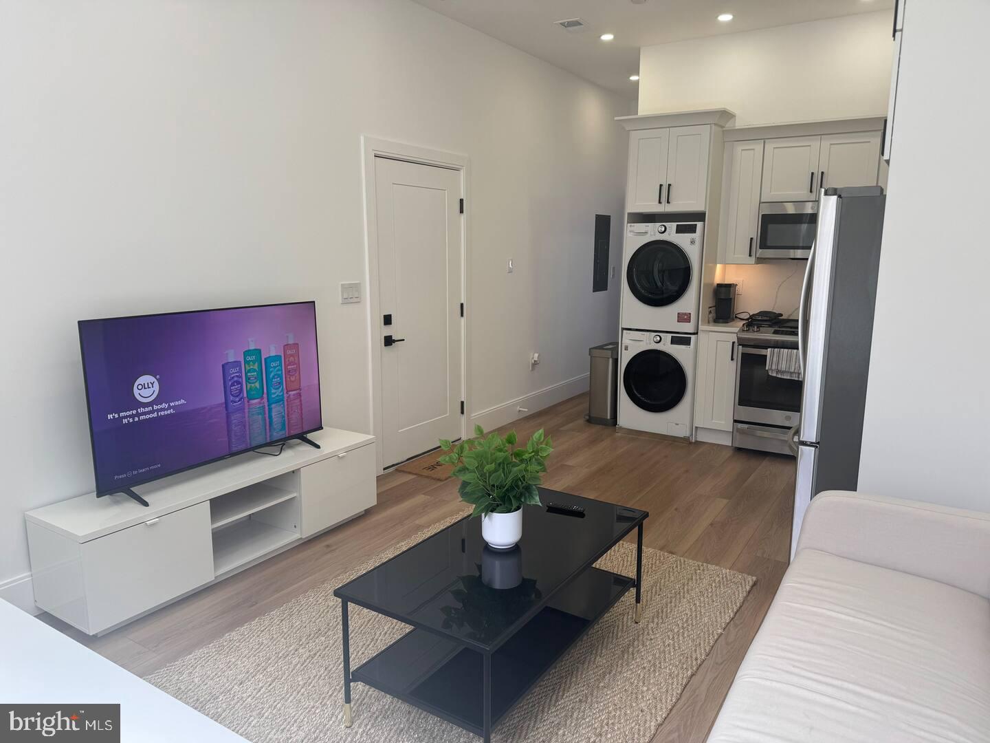 2517 Ontario Road Northwest, Unit 3 Washington, DC 20009 - Photo 3 of 12