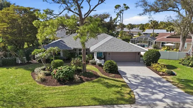 $695,000 | 1221 Schooner Lane, Venice, FL 34285