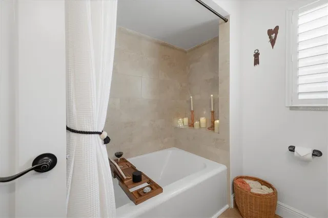 $695,000 | 1221 Schooner Lane, Venice, FL 34285