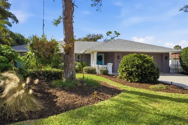 $695,000 | 1221 Schooner Lane, Venice, FL 34285
