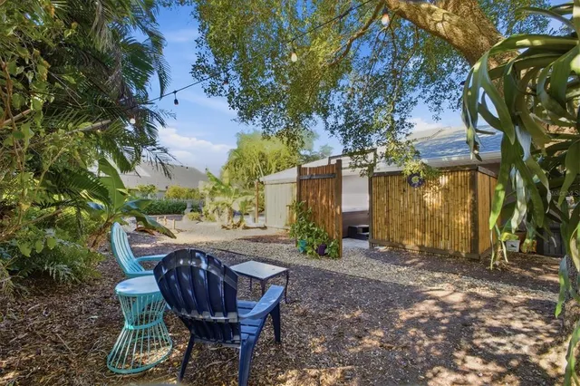 $695,000 | 1221 Schooner Lane, Venice, FL 34285