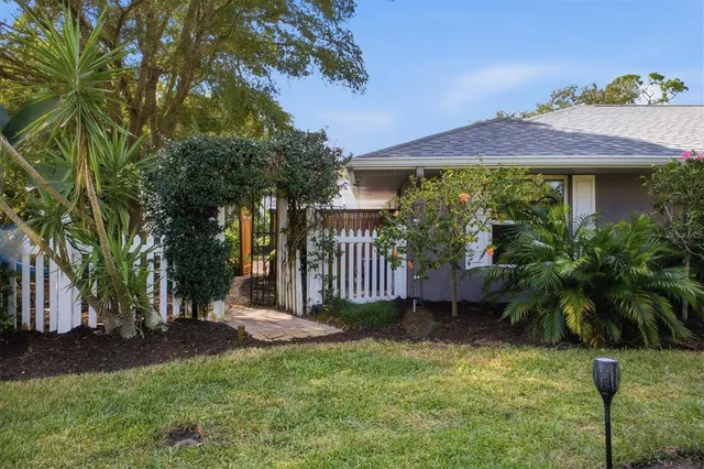 $695,000 | 1221 Schooner Lane, Venice, FL 34285