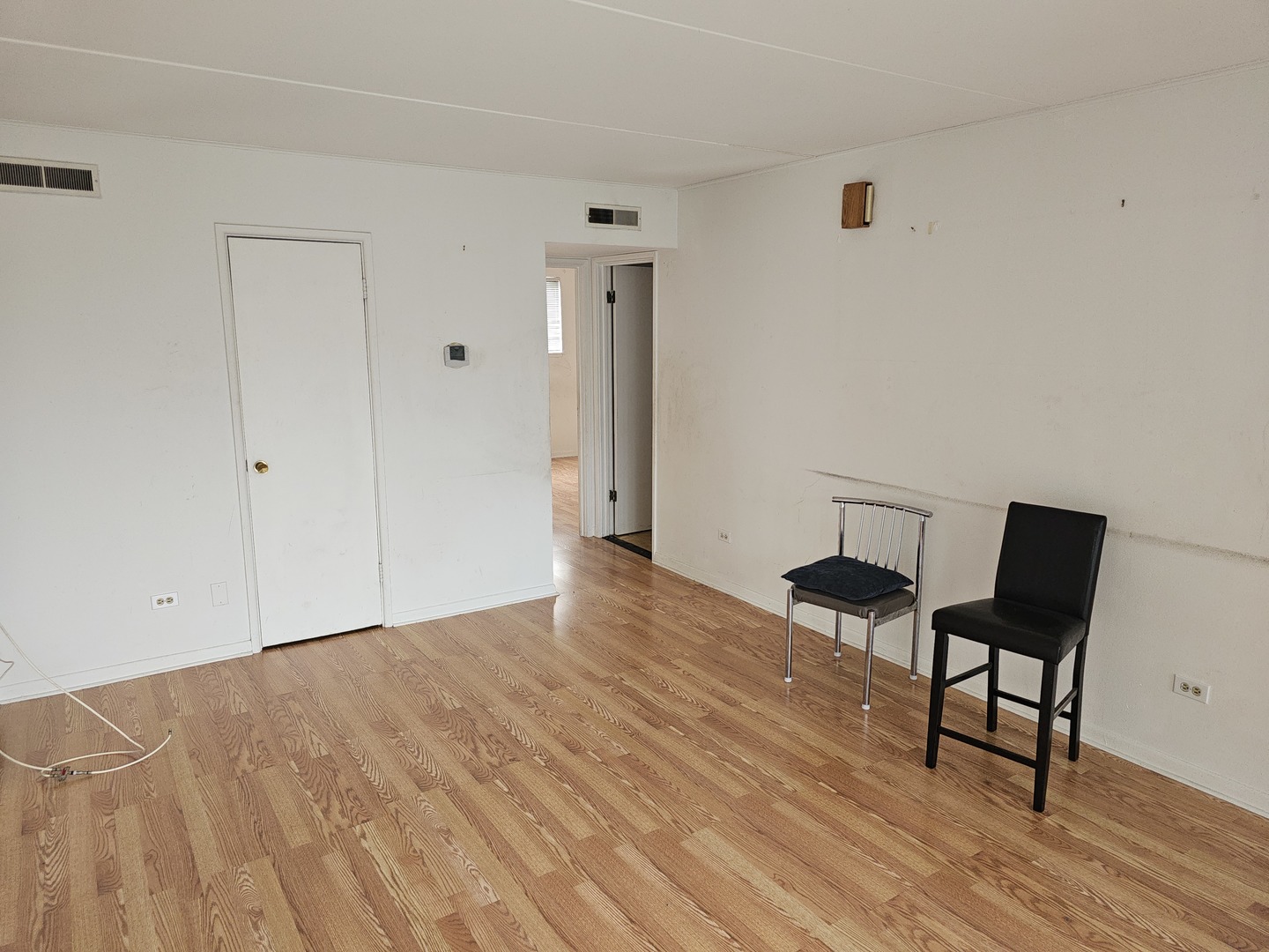 3101 Bernice Road, Unit 4 Lansing, IL 60438 - Photo 2 of 14 Gallery Image 2