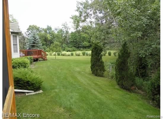 3687 Tremonte Circle, Unit 73 Rochester, MI 48306 - Photo 5 of 43 Private Backyard