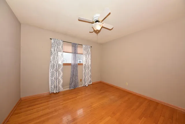 $250,000 | 8115 West Acacia Street, Milwaukee, WI 53223