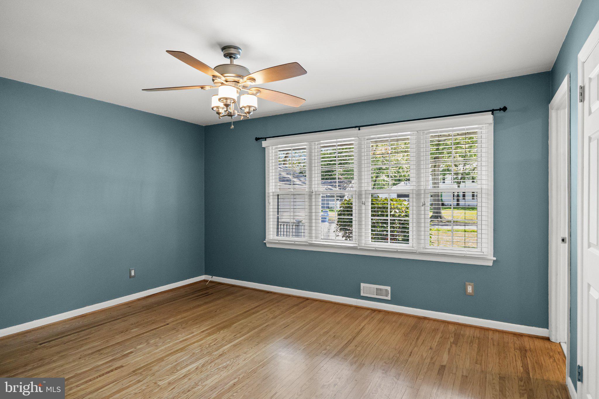 526 Tarrington Road Cherry Hill, NJ 08034 - Photo 14 of 26 Gallery Image 14