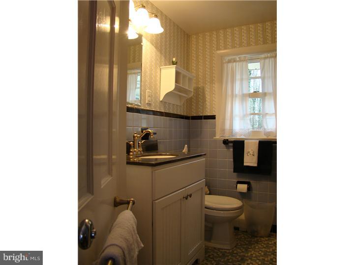 706 West Valley Road Wayne, PA 19087 - Photo 12 of 25 Master Bathroom