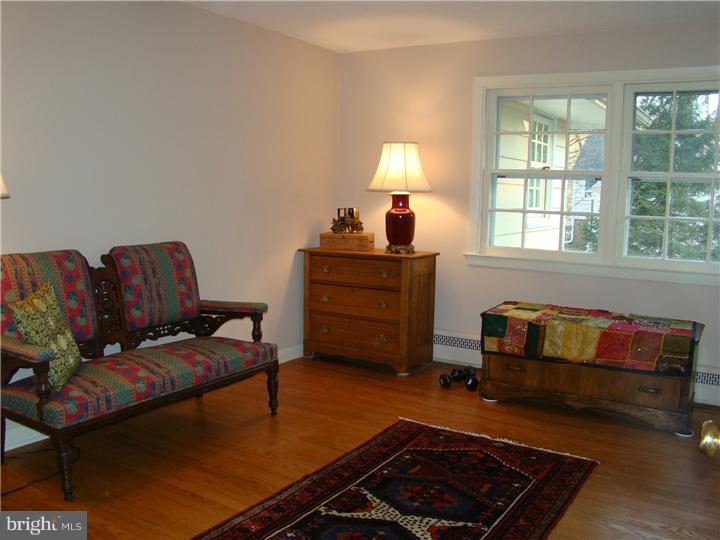 706 West Valley Road Wayne, PA 19087 - Photo 15 of 25 Library