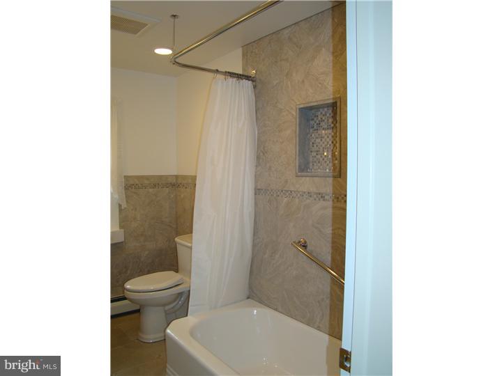 706 West Valley Road Wayne, PA 19087 - Photo 16 of 25 Bathroom