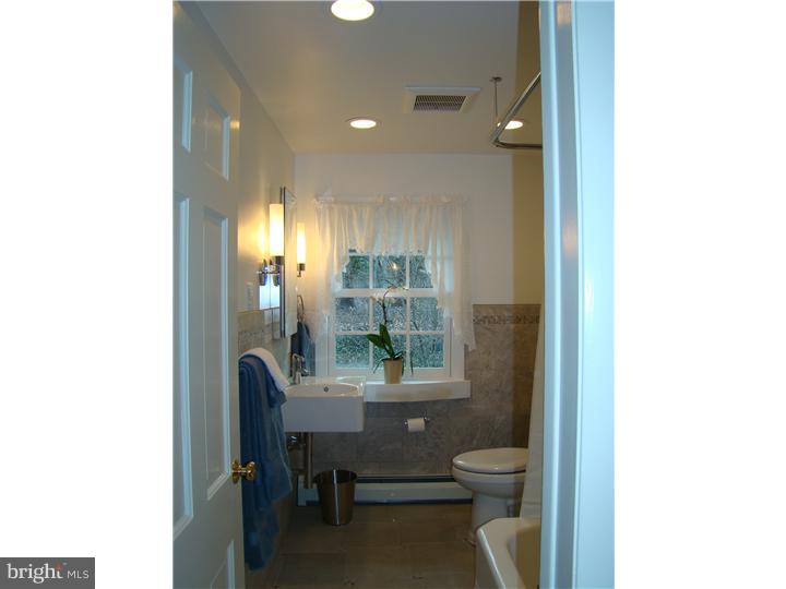 706 West Valley Road Wayne, PA 19087 - Photo 17 of 25 Bathroom
