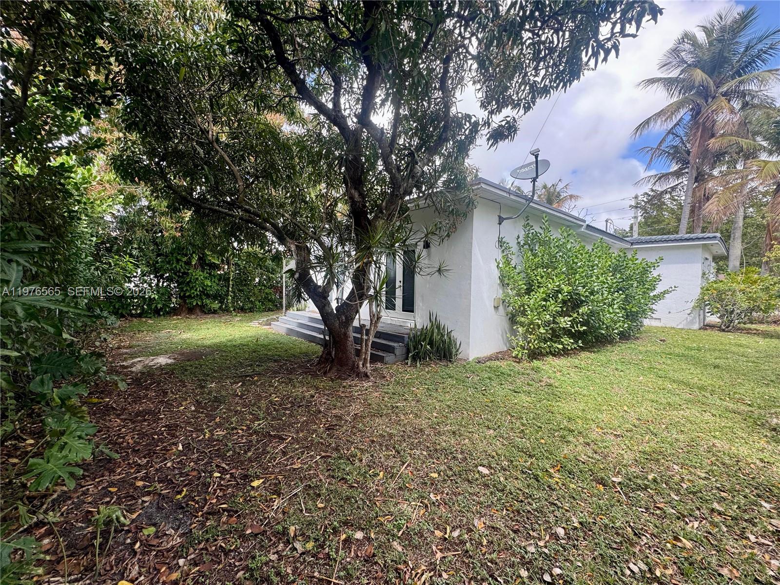 100 Southwest 30th Road Miami, FL 33129 - Photo 18 of 21